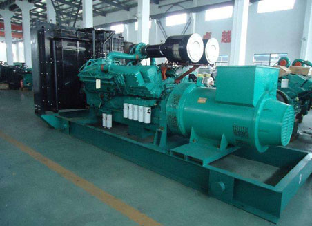彭水800kw康明斯柴油发电机组图片 彭水800kw康明斯柴油发电机组图片